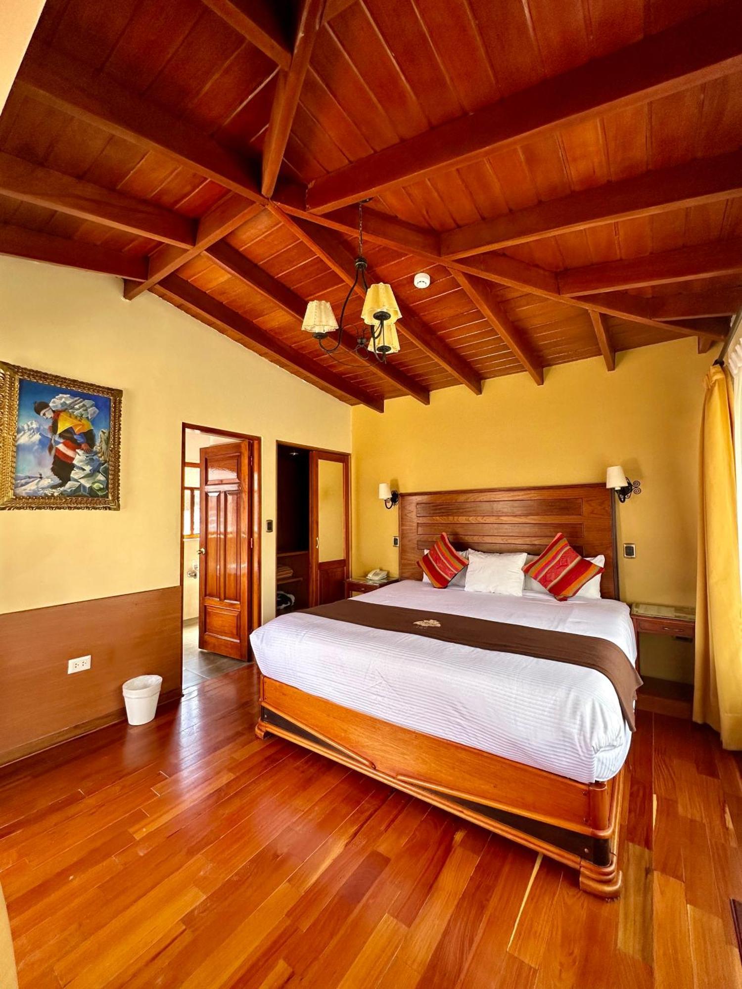 Hotel Mabey อูรูบัมบา ภายนอก รูปภาพ