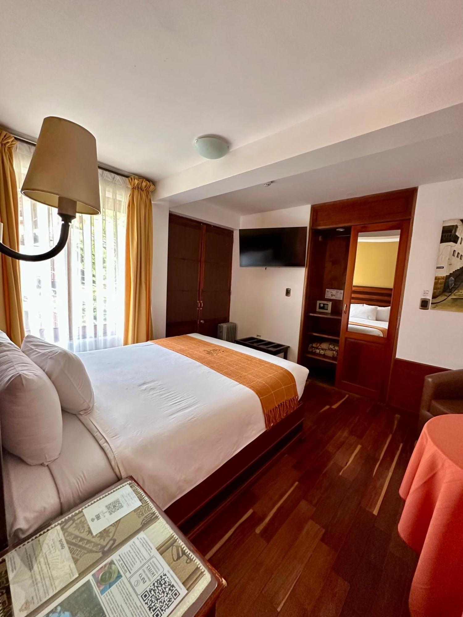 Hotel Mabey อูรูบัมบา ภายนอก รูปภาพ